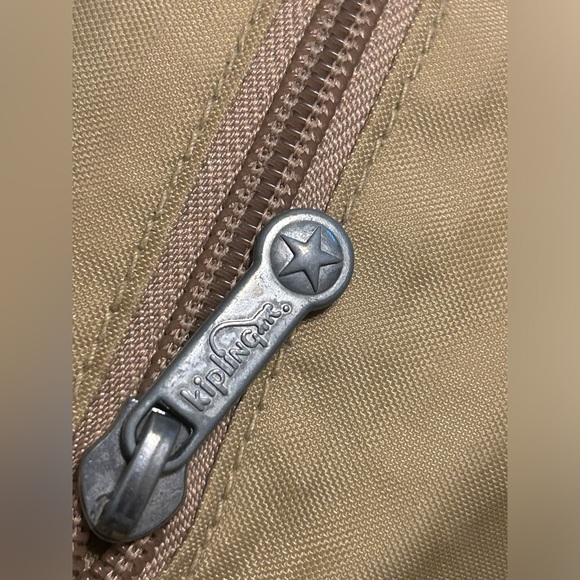 Kipling Crossbody Messenger Bag 12x14” - Picture 6 of 15